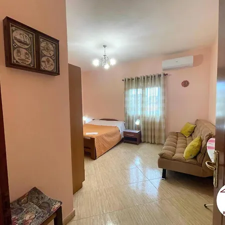 Spacious With 1 Bedrooms And Separate Ki